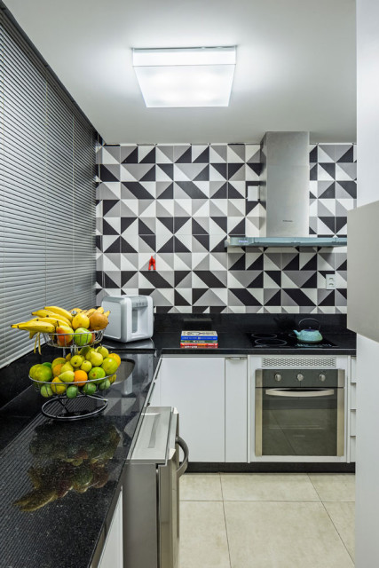4 eliane coatings geometric tile